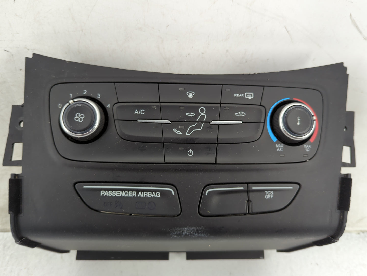2017-2019 Ford Escape Climate Control Module Temperature AC/Heater Replacement P/N:GJ5T-19980-AG Fits Fits 2017 2018 2019 OE