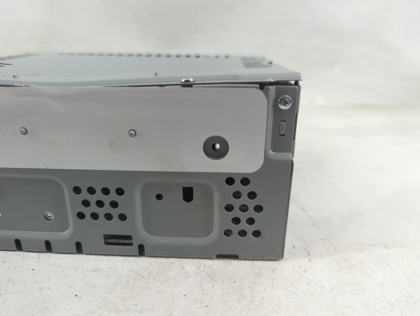 2017-2019 Ford Escape Radio AM FM Cd Player Receiver Replacement Fits Fits 2017 2018 2019 OEM Used Auto Parts - Oemusedautop