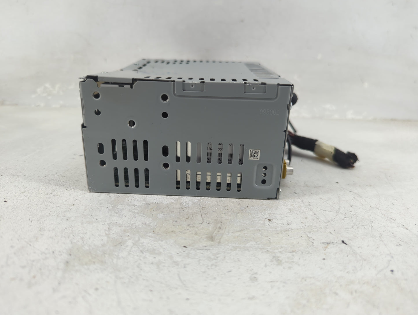2017-2019 Ford Escape Radio AM FM Cd Player Receiver Replacement Fits Fits 2017 2018 2019 OEM Used Auto Parts - Oemusedautop