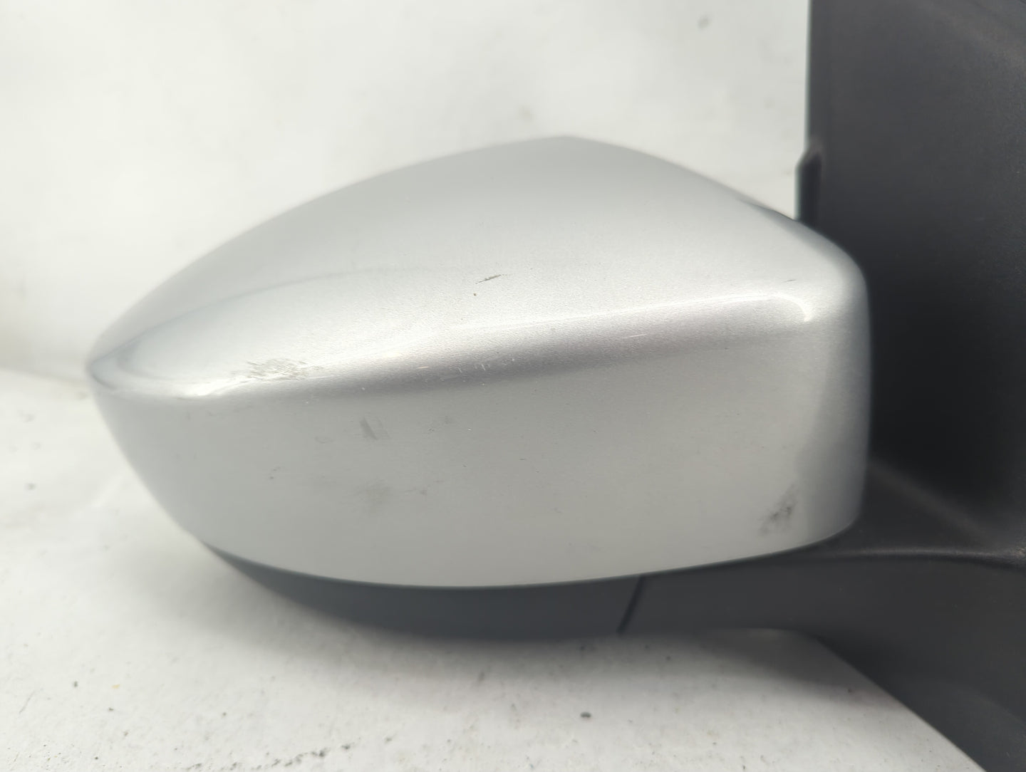 2017-2019 Ford Escape Passenger Side View Mirror - Right Door Mirror OEM Used - Oemusedautoparts1.com