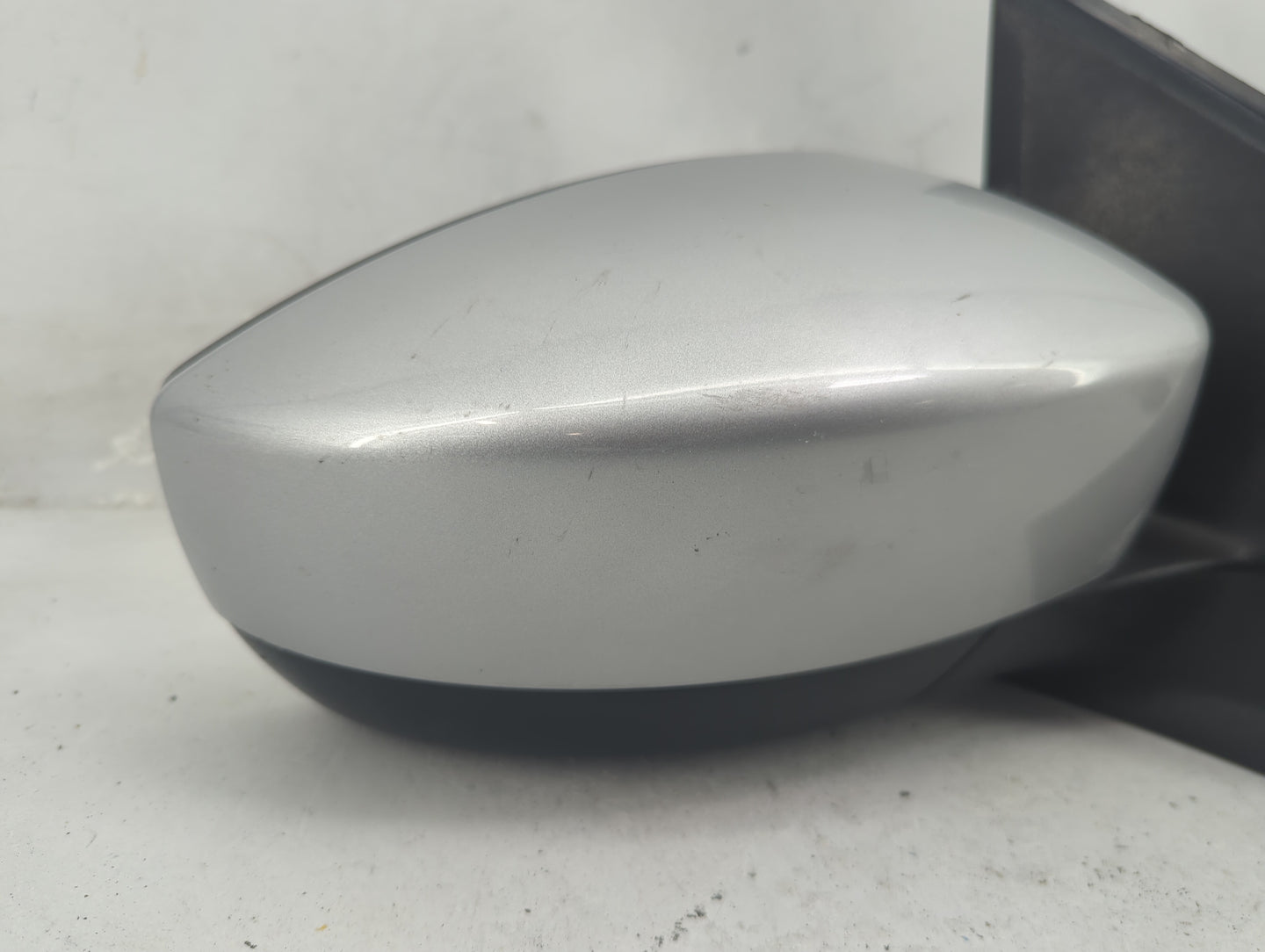 2017-2019 Ford Escape Passenger Side View Mirror - Right Door Mirror OEM Used - Oemusedautoparts1.com