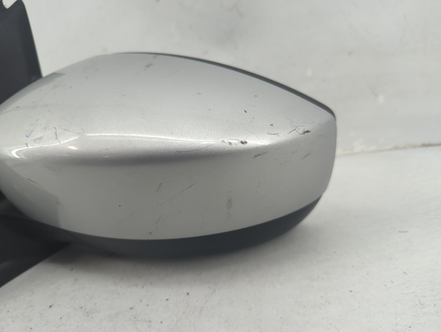2017-2019 Ford Escape Driver Side View Mirror - Left Door Mirror OEM Used - Oemusedautoparts1.com