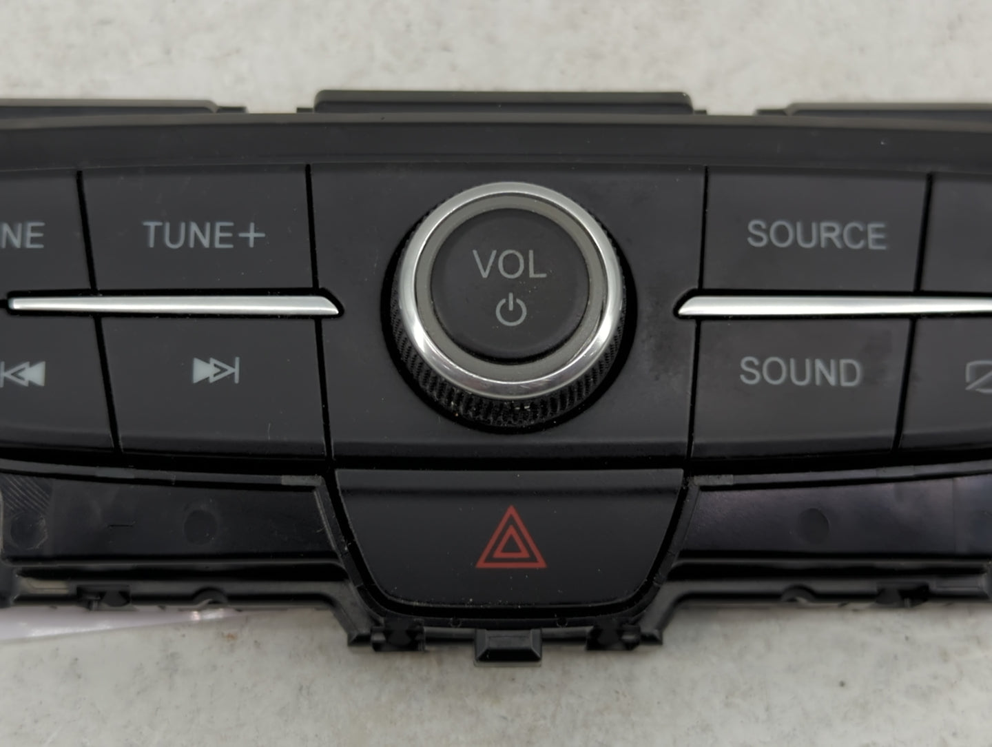 2017-2019 Ford Escape Radio Control Panel - Oemusedautoparts1.com