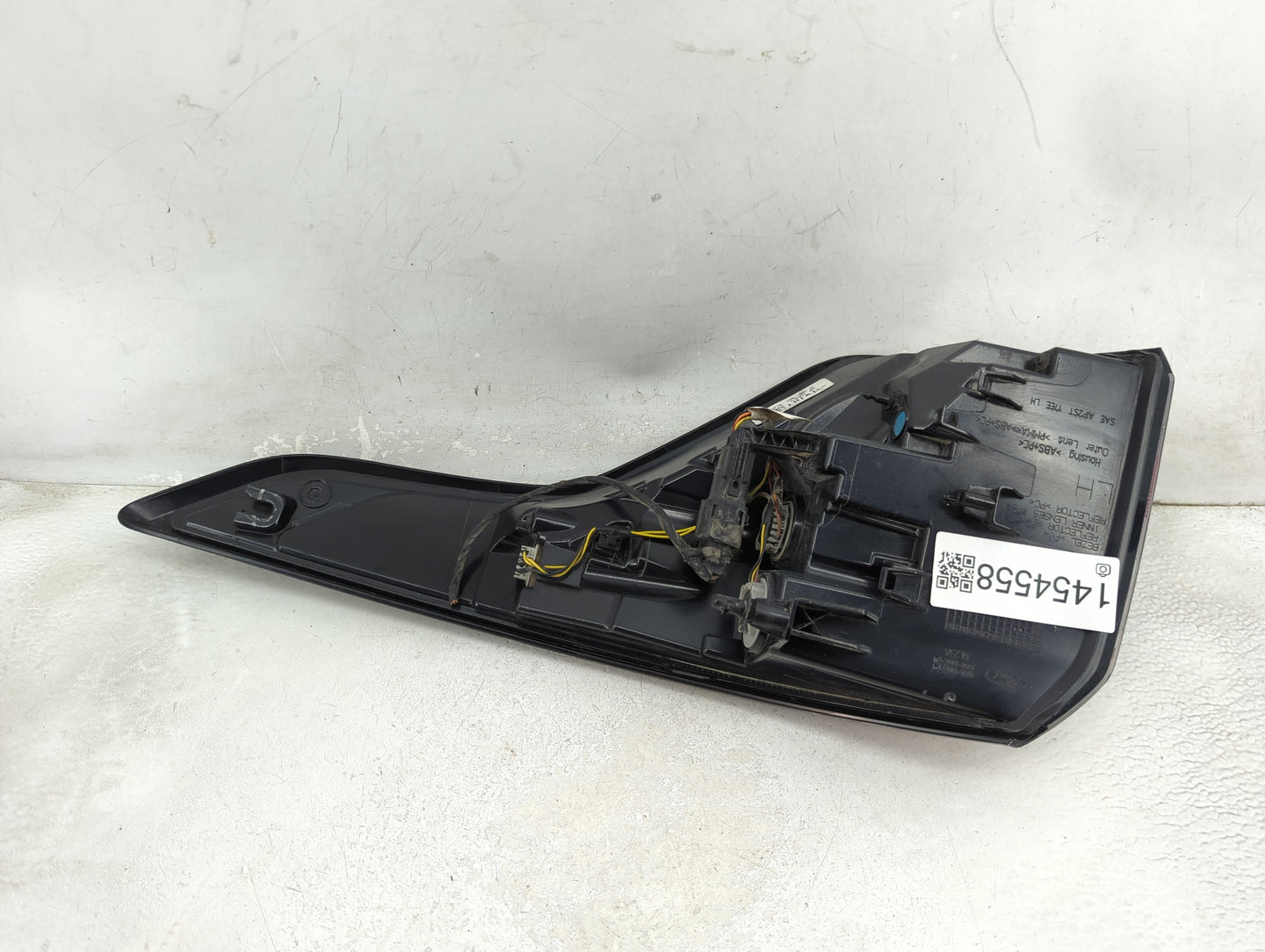 2019 Ford Escape Tail Light Assembly Driver Left OEM P/N:GJ54-13405-AH Fits OEM Used Auto Parts - Oemusedautoparts1.com