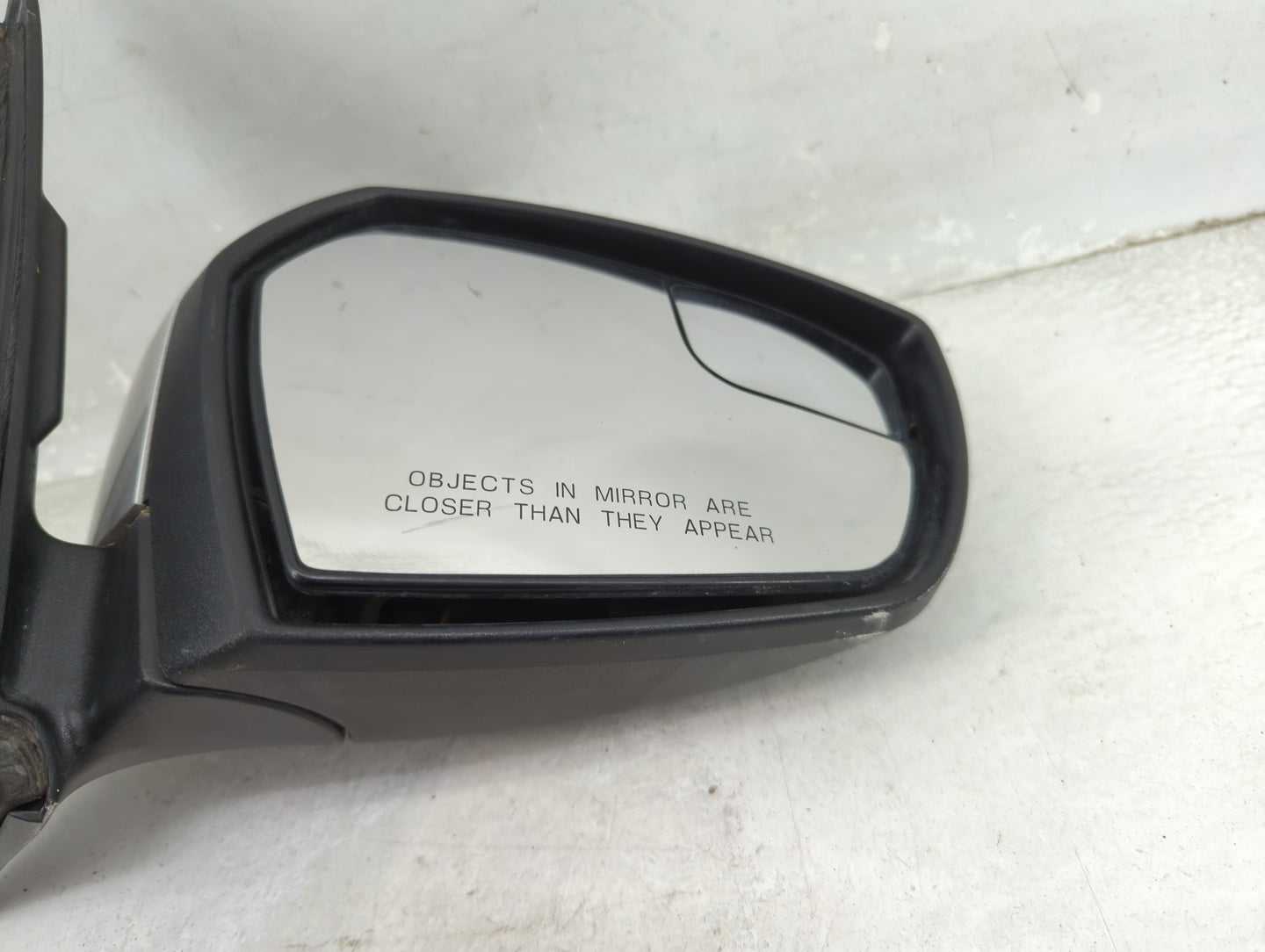 2017-2019 Ford Escape Passenger Side View Mirror - Right Door Mirror OEM Used - Oemusedautoparts1.com