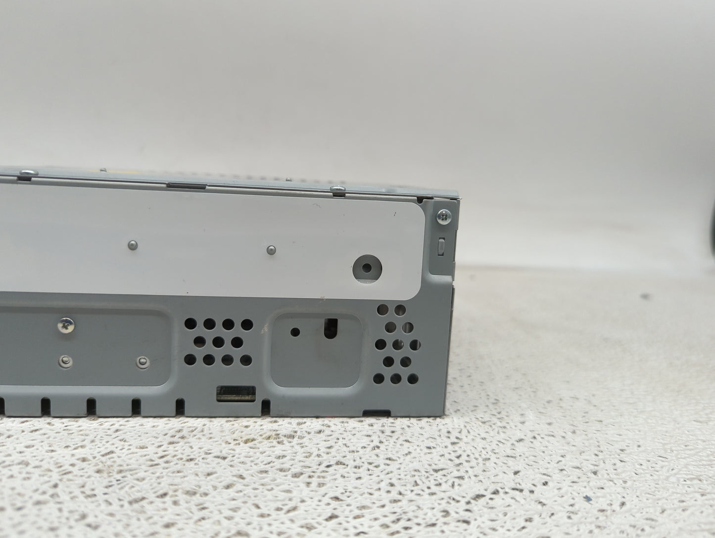 2019 Ford Escape Radio AM FM Cd Player Receiver Replacement P/N:GJ5T-19C107-KA Fits OEM Used Auto Parts - Oemusedautoparts1.