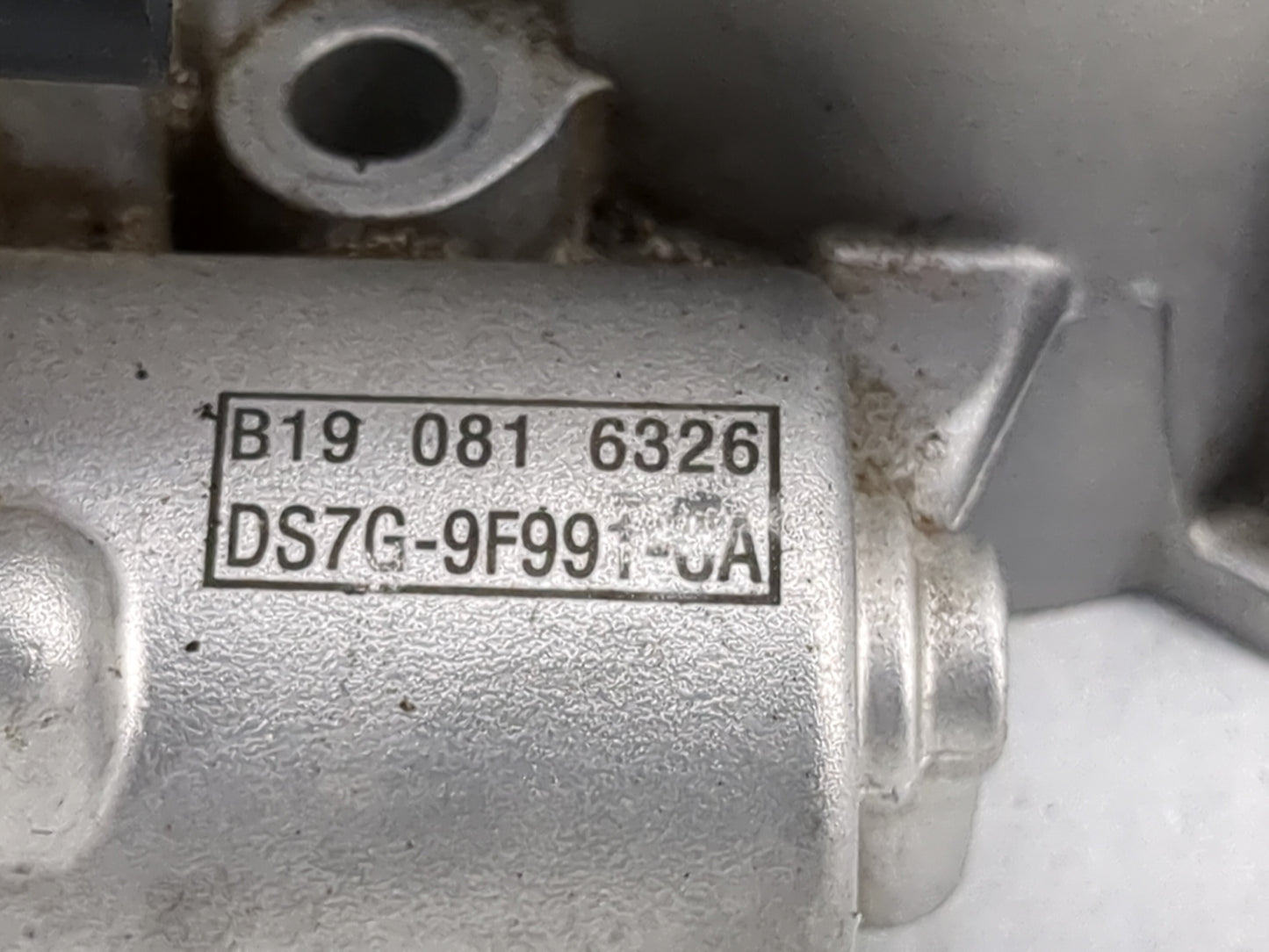 2017-2019 Ford Escape Throttle Body P/N:DS7G-9F991-CA Fits Fits 2014 2015 2016 2017 2018 2019 2020 OEM Used Auto Parts - Oem