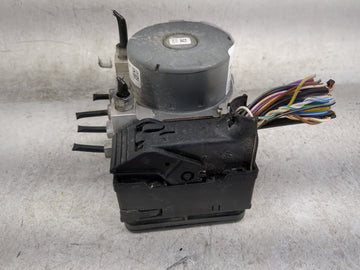 2017-2019 Ford Escape ABS Pump Control Module Replacement P/N:GV61-2C219-DJ Fits Fits 2017 2018 2019 OEM Used Auto Parts - O
