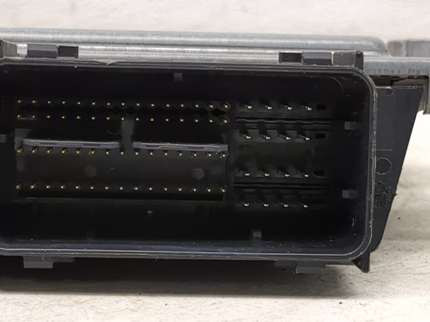 2017-2019 Ford Escape PCM Engine Control Computer ECU ECM PCU OEM P/N:GV6A-12B684-CB HJ5A-12A650-CA Fits OEM Used Auto Parts