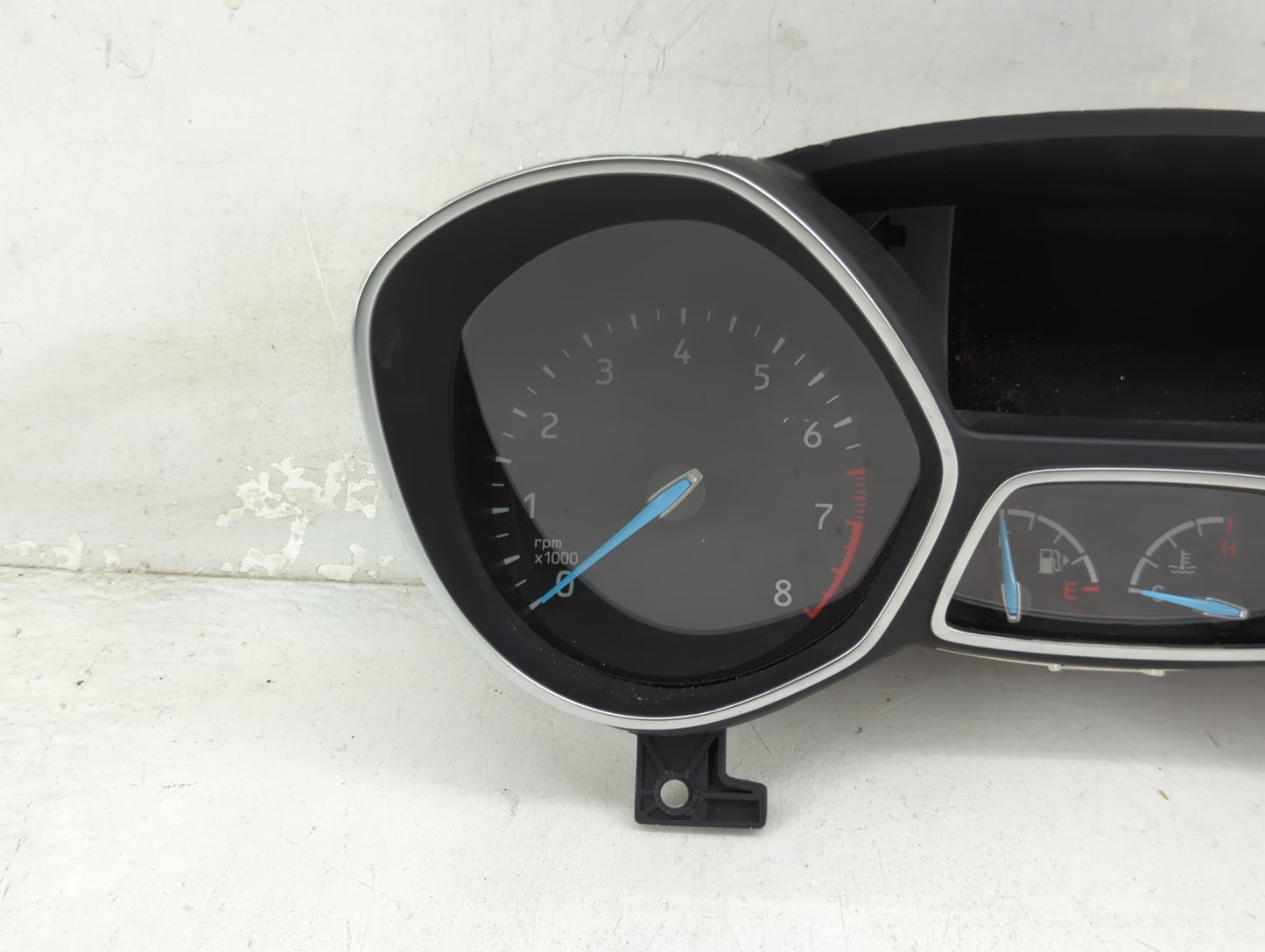 2019 Ford Escape Instrument Cluster Speedometer Gauges Miles: Fits OEM Used Auto Parts - Oemusedautoparts1.com