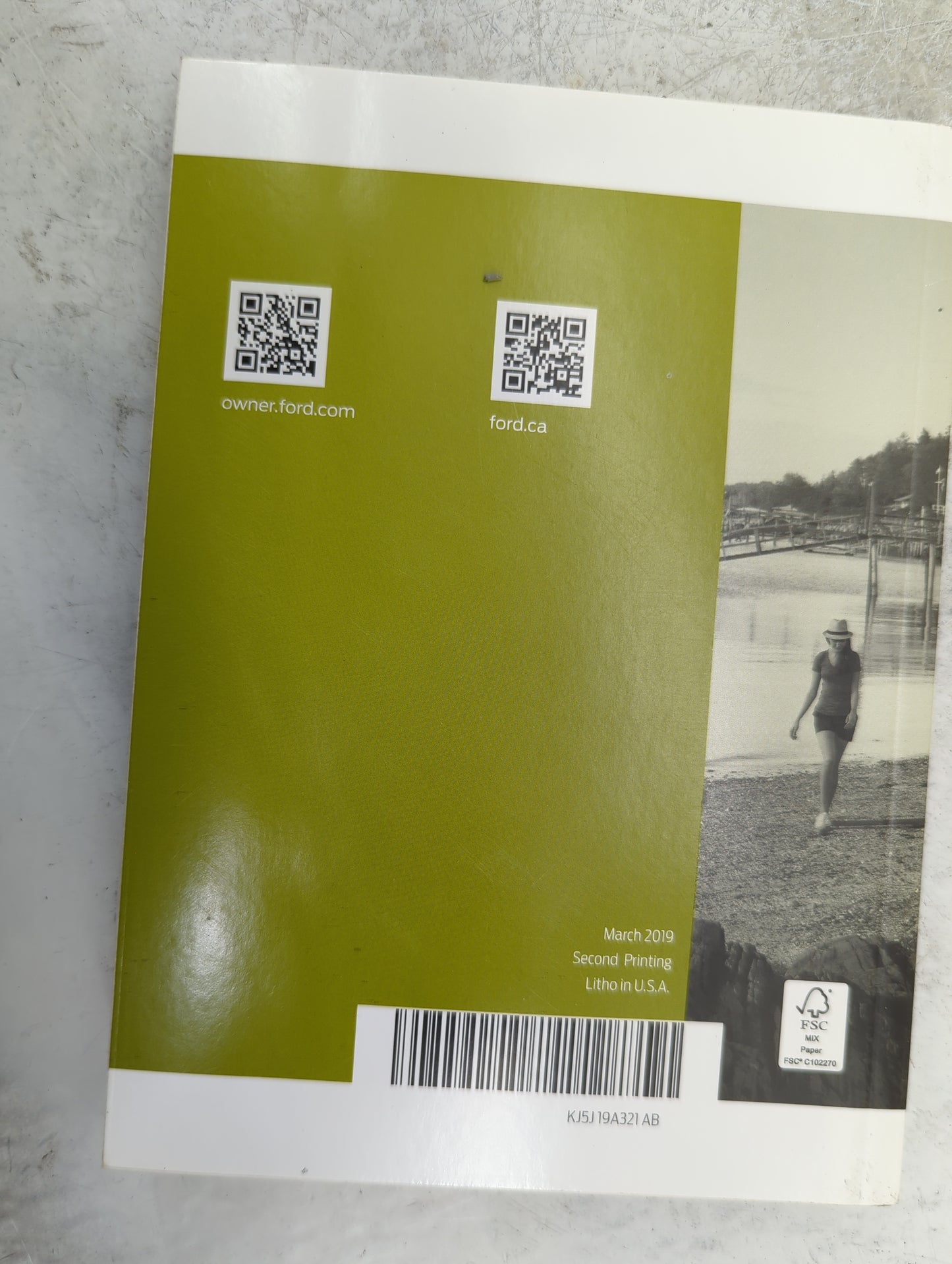 2019 Ford Escape Owners Manual Book Guide P/N:KJ5J19A321AB OEM Used Auto Parts - Oemusedautoparts1.com