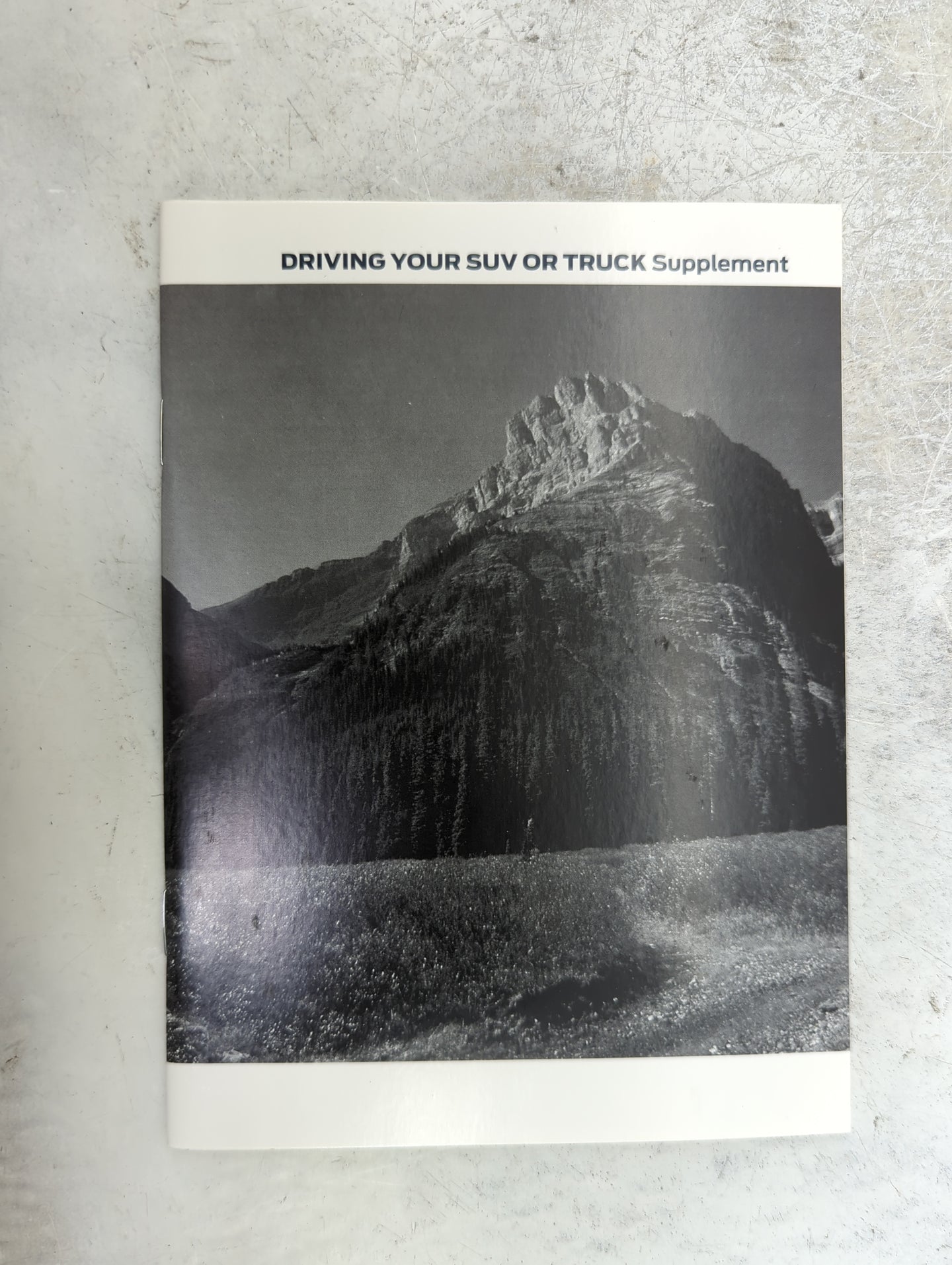 2019 Ford Escape Owners Manual Book Guide P/N:KJ5J19A321AB OEM Used Auto Parts - Oemusedautoparts1.com