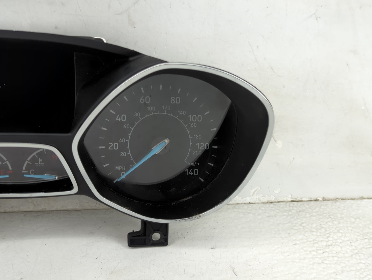 2019 Ford Escape Instrument Cluster Speedometer Gauges P/N:KJ5T-10849-TA CV4T-14C026-BH Miles:69K Fits OEM Used Auto Parts -