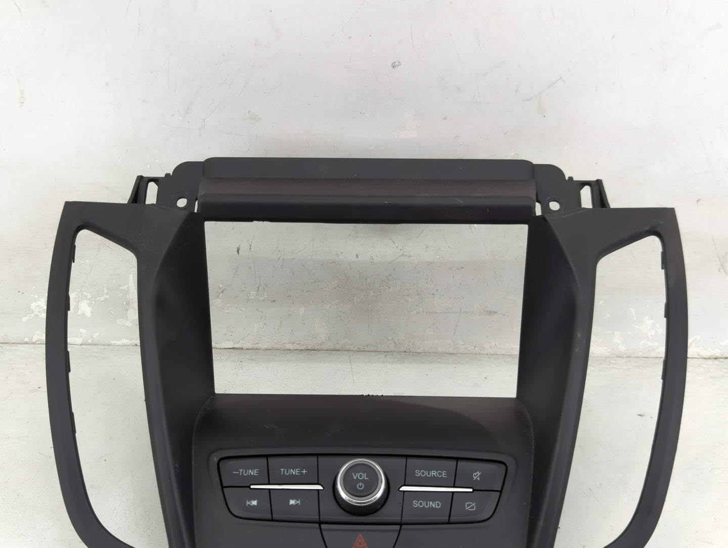 2017-2019 Ford Escape Radio Control Panel Black 1466252 - Oemusedautoparts1.com