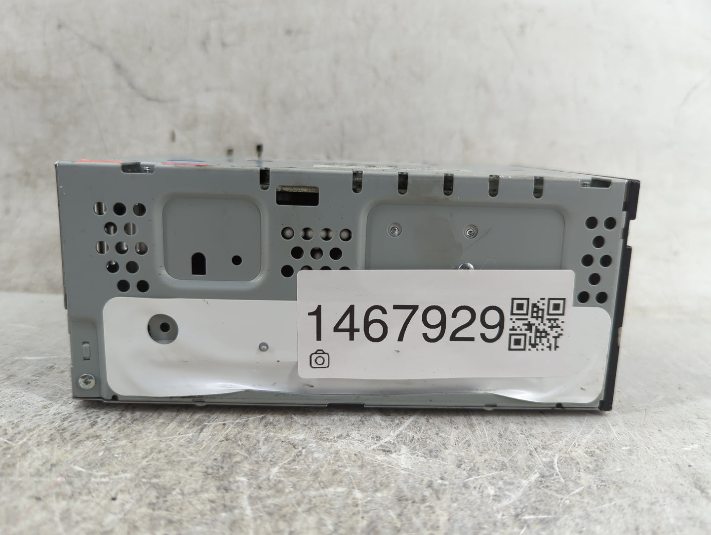 2015-2019 Ford Escape Radio AM FM Cd Player Receiver Replacement P/N:GJ5T-19C107-KA CJ5T-19C107-GB Fits OEM Used Auto Parts 