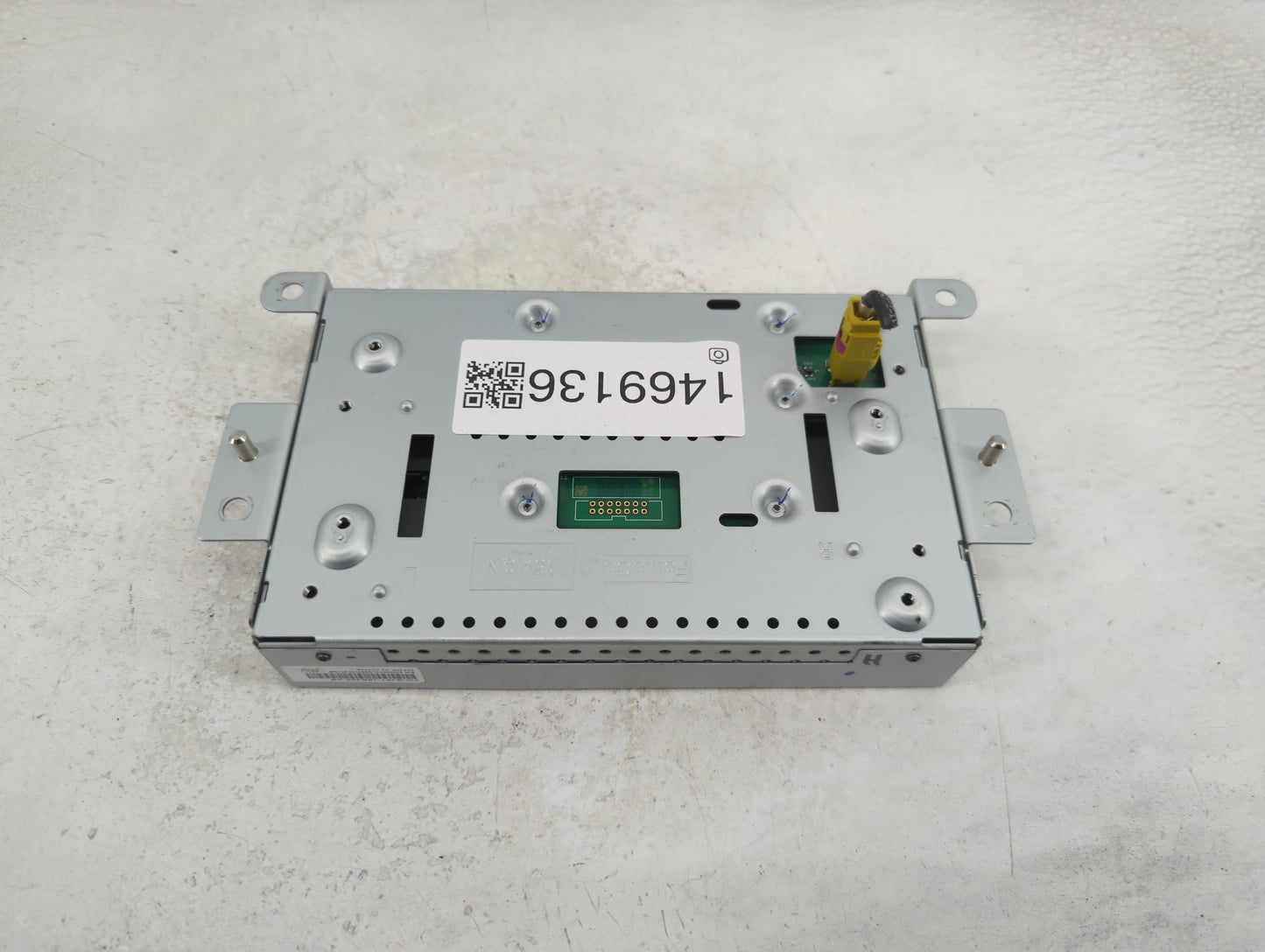 2016-2019 Ford Escape Information Display Screen 1469136 - Oemusedautoparts1.com