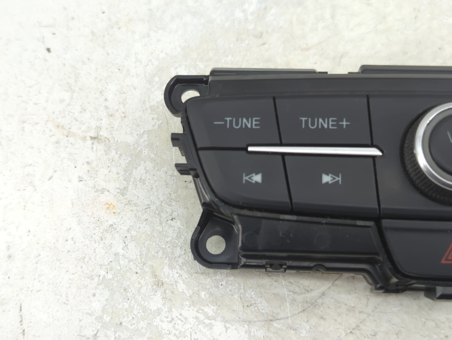 2017-2019 Ford Escape Radio Control Panel 1469137 - Oemusedautoparts1.com
