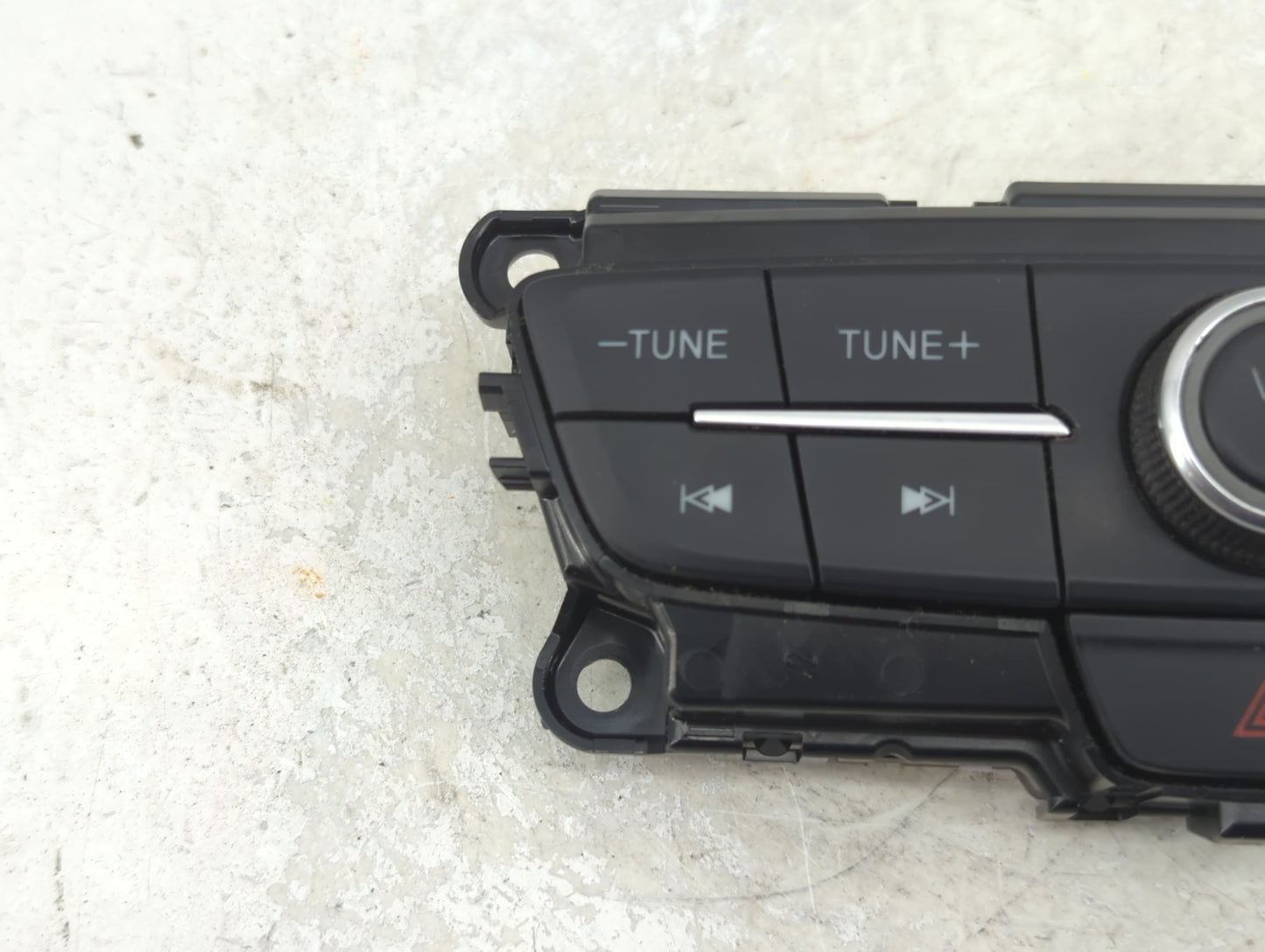 2017-2019 Ford Escape Radio Control Panel 1469137 - Oemusedautoparts1.com
