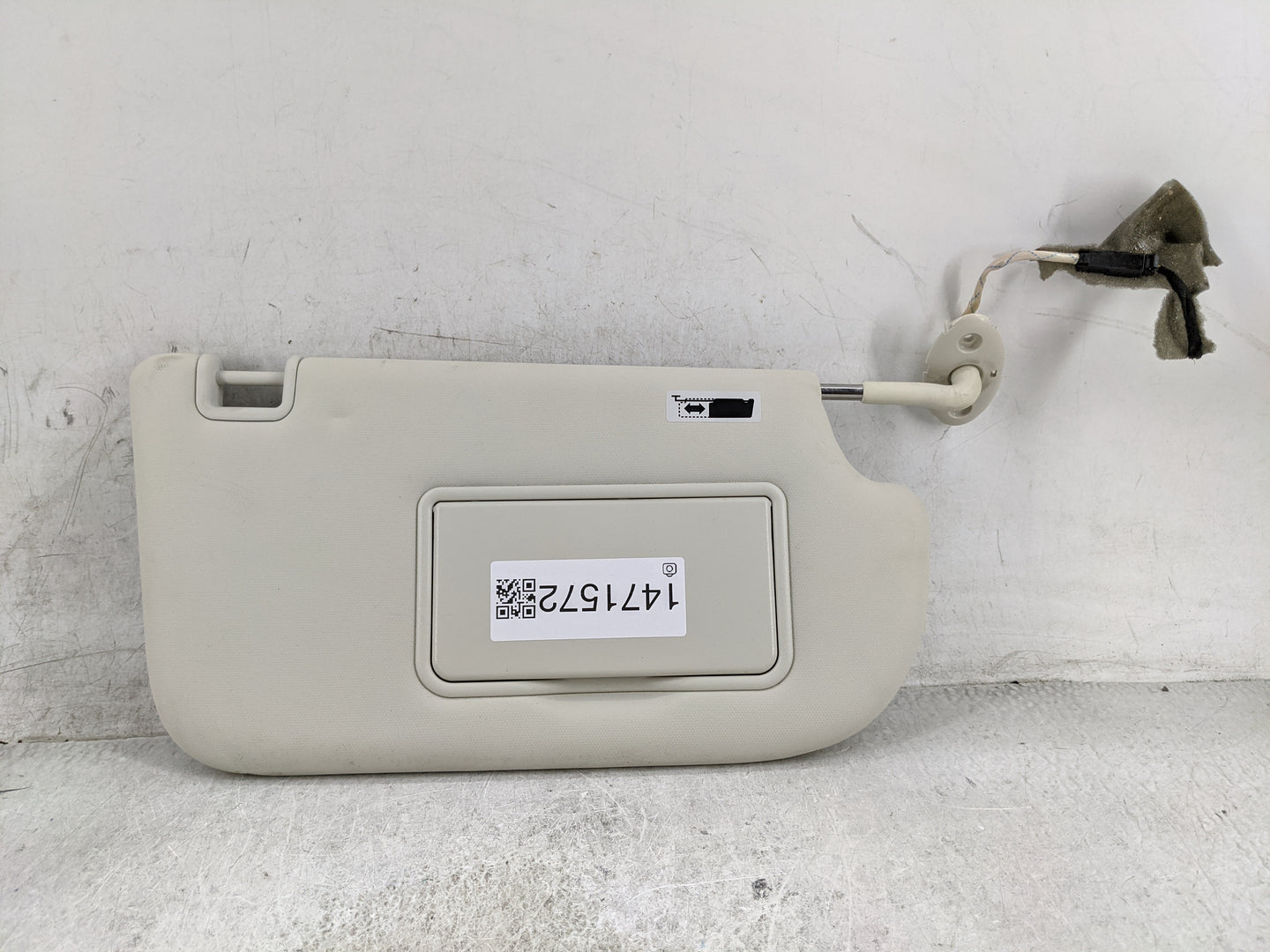 2013-2019 Ford Escape Sun Visor Shade Replacement Passenger Right Mirror Fits Fits 2013 2014 2015 2016 2017 2018 2019 OEM Us
