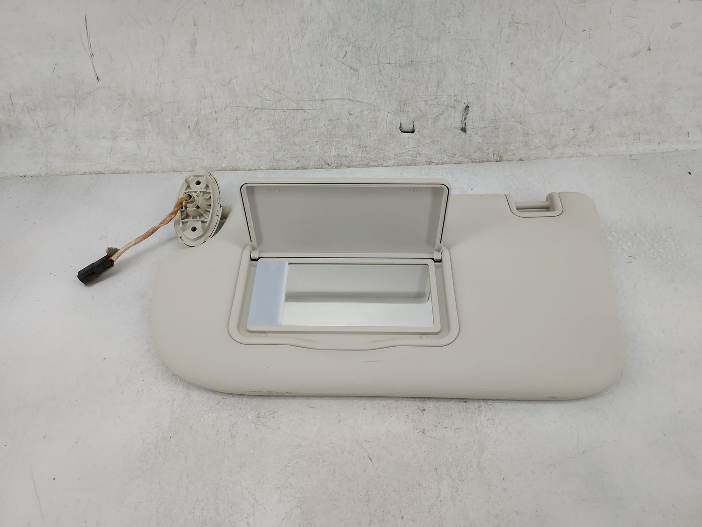 2013-2019 Ford Escape Sun Visor Shade Replacement Driver Left Mirror Fits Fits 2013 2014 2015 2016 2017 2018 2019 OEM Used A