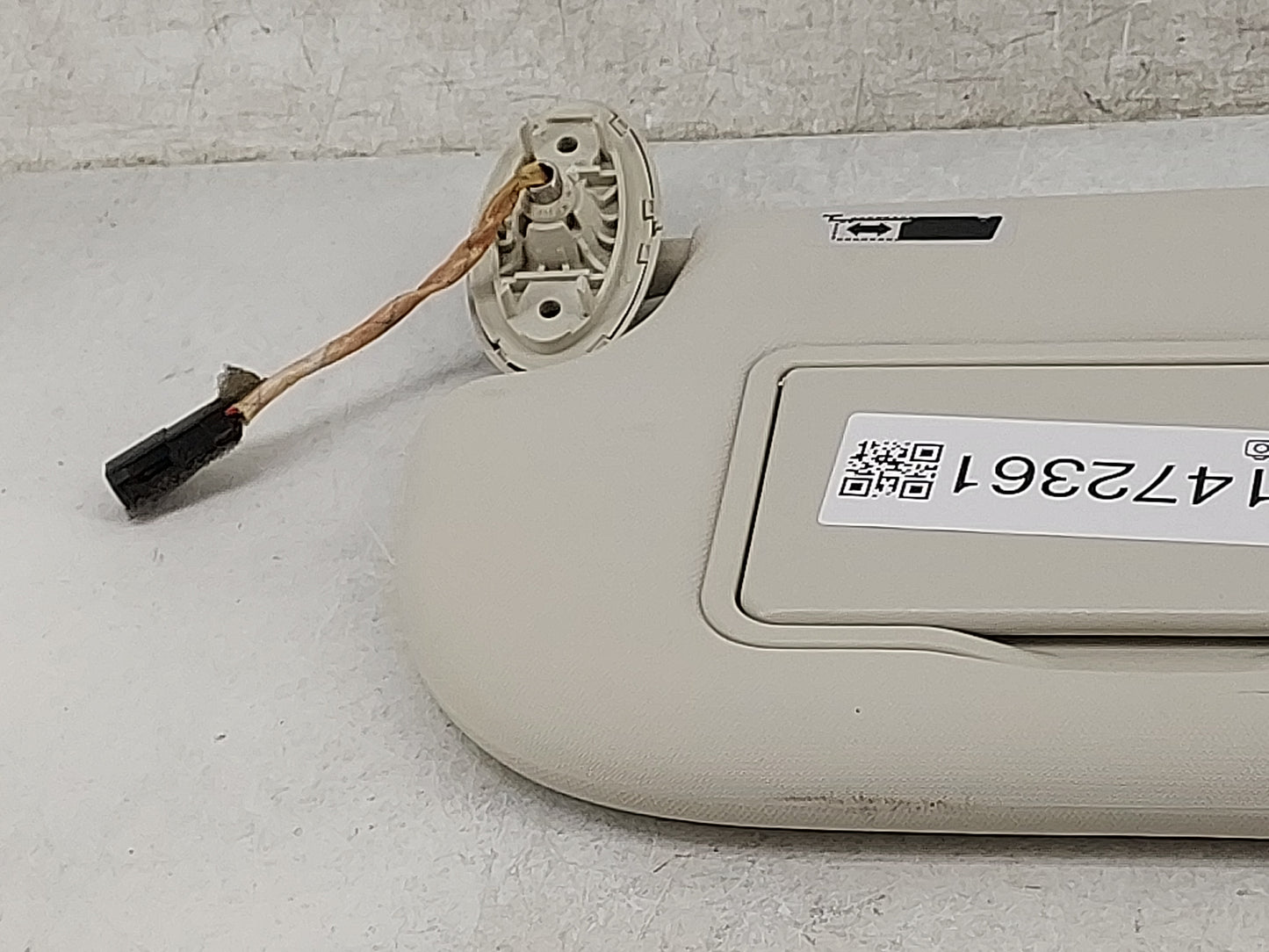 2013-2019 Ford Escape Sun Visor Shade Replacement Driver Left Mirror Fits Fits 2013 2014 2015 2016 2017 2018 2019 OEM Used A