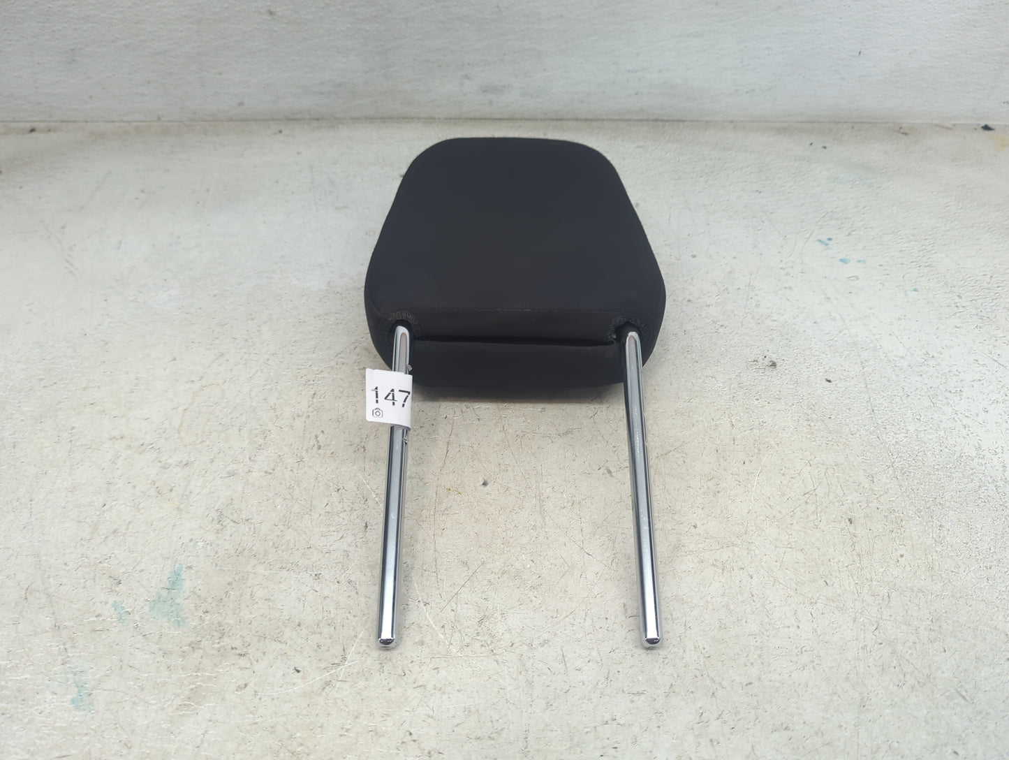 2019 Ford Escape Headrest Head Rest Front Driver Seat Black 1472579 - Oemusedautoparts1.com