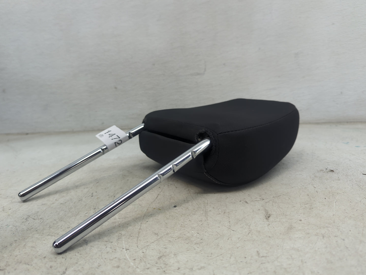 2019 Ford Escape Headrest Head Rest Front Driver Seat Black 1472579 - Oemusedautoparts1.com