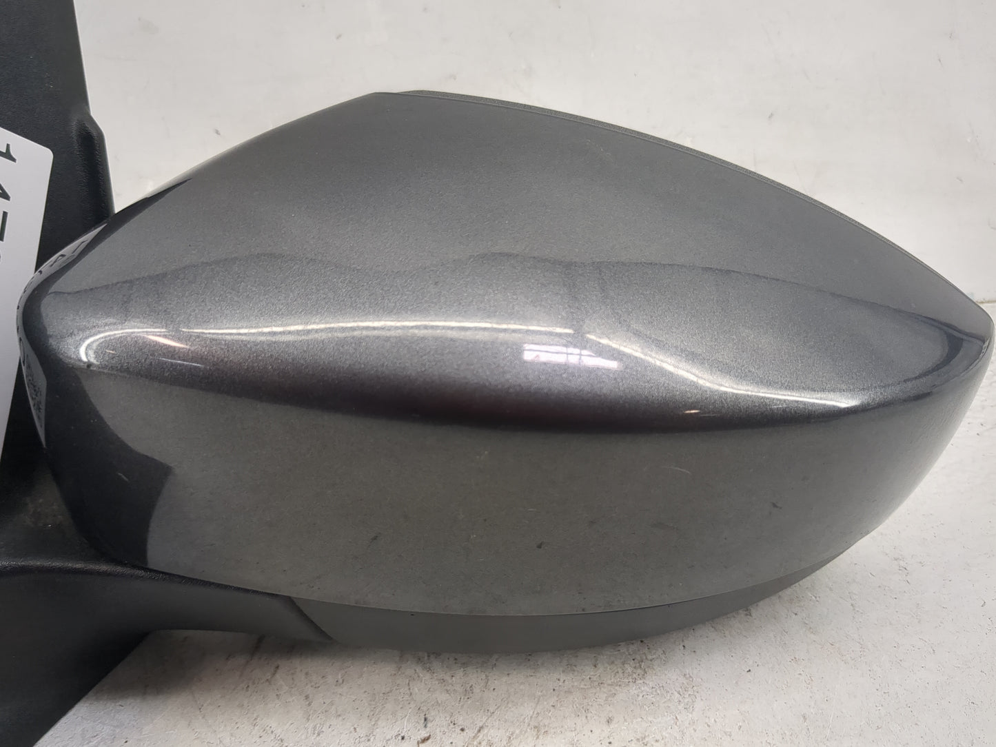 2017-2019 Ford Escape Driver Side View Mirror - Left Door Mirror OEM Used - Oemusedautoparts1.com