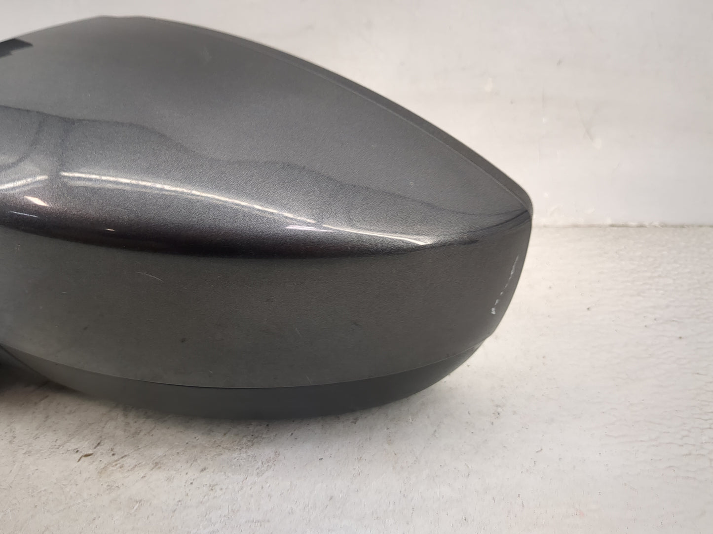 2017-2019 Ford Escape Driver Side View Mirror - Left Door Mirror OEM Used - Oemusedautoparts1.com