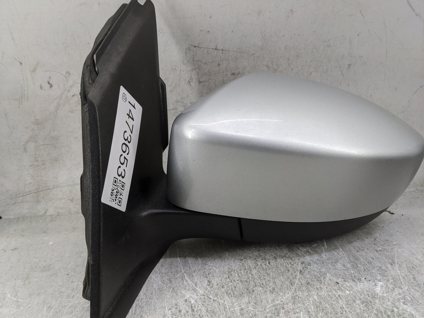 2017-2019 Ford Escape Driver Side View Mirror - Left Door Mirror OEM Used - Oemusedautoparts1.com