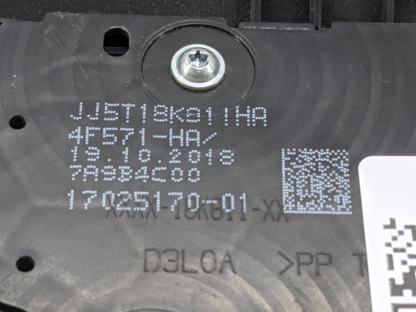 2017-2019 Ford Escape Radio Control Panel Black 1474474 - Oemusedautoparts1.com