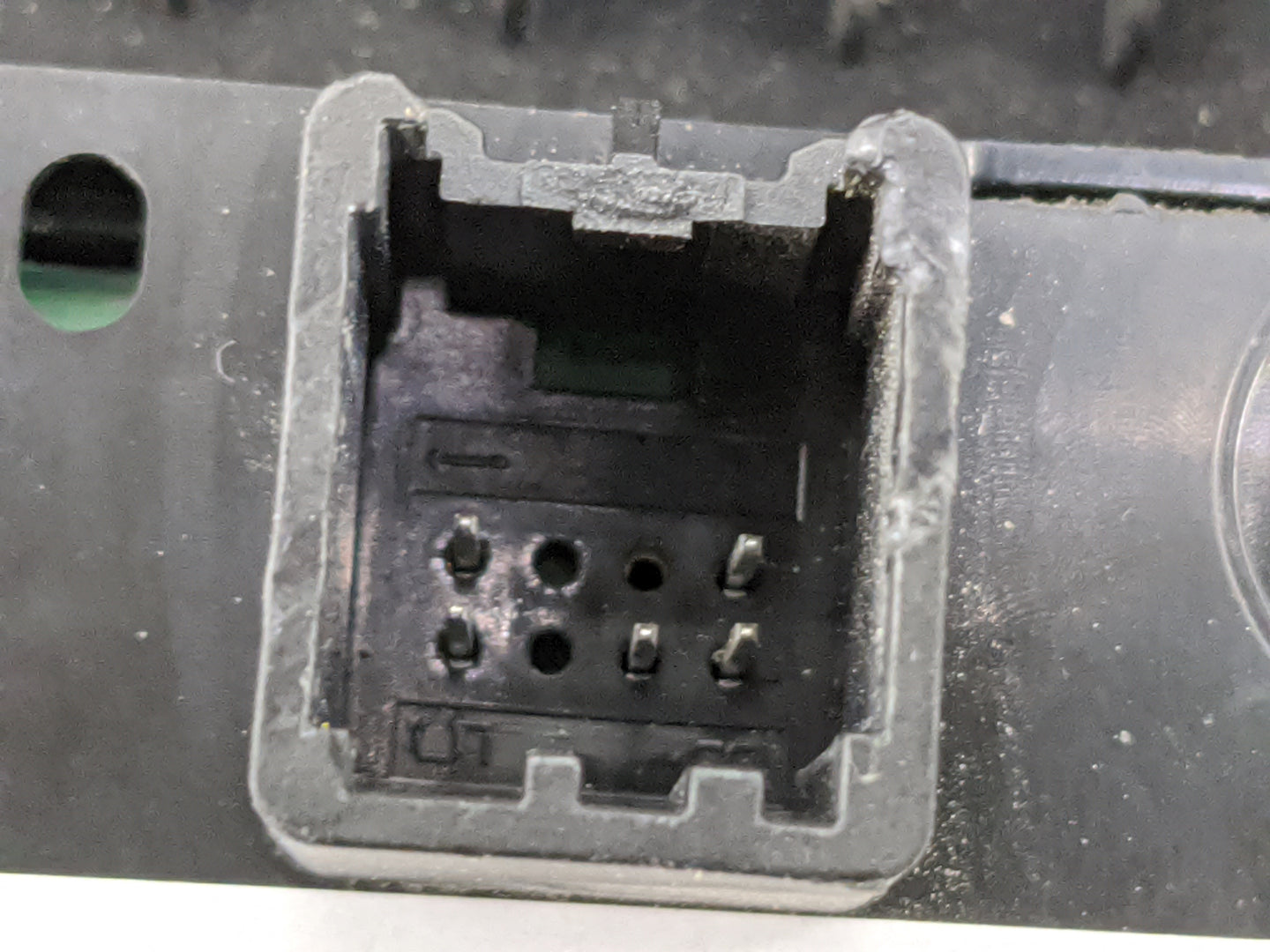 2017-2019 Ford Escape Radio Control Panel Black 1474474 - Oemusedautoparts1.com