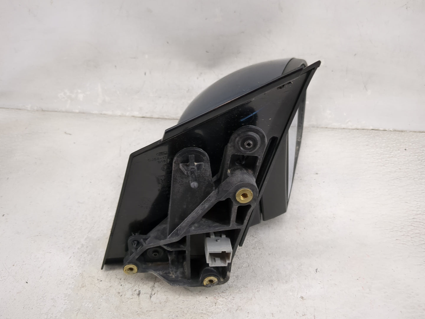 2017-2019 Ford Escape Passenger Side View Mirror - Right Door Mirror OEM Used - Oemusedautoparts1.com