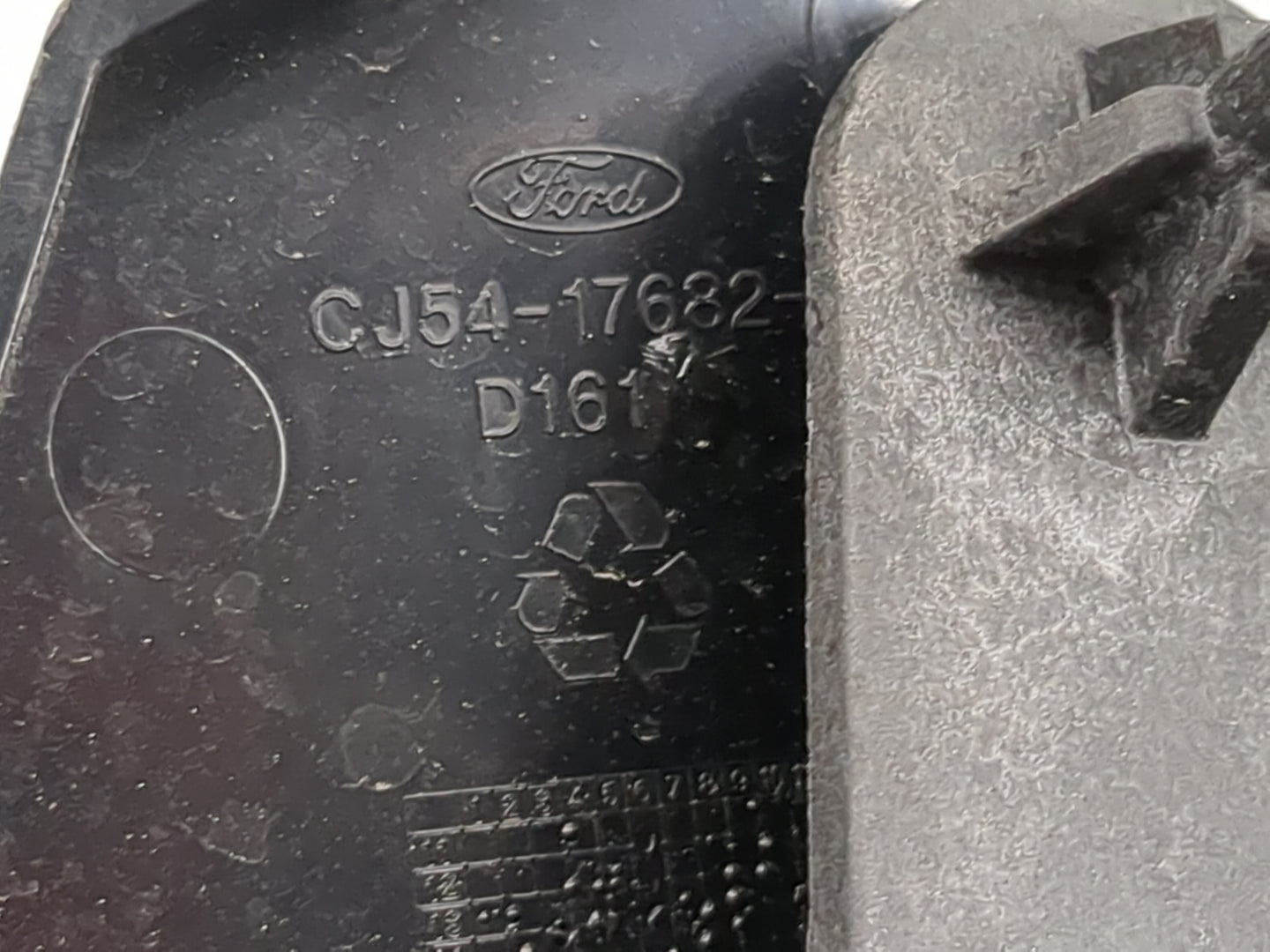 2017-2019 Ford Escape Passenger Side View Mirror - Right Door Mirror OEM Used - Oemusedautoparts1.com