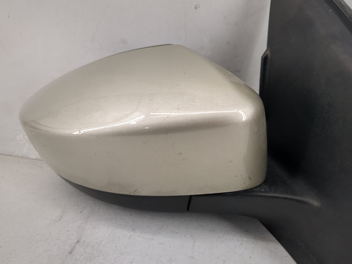 2019 Ford Escape Passenger Side View Mirror - Right Door Mirror OEM Used - Oemusedautoparts1.com