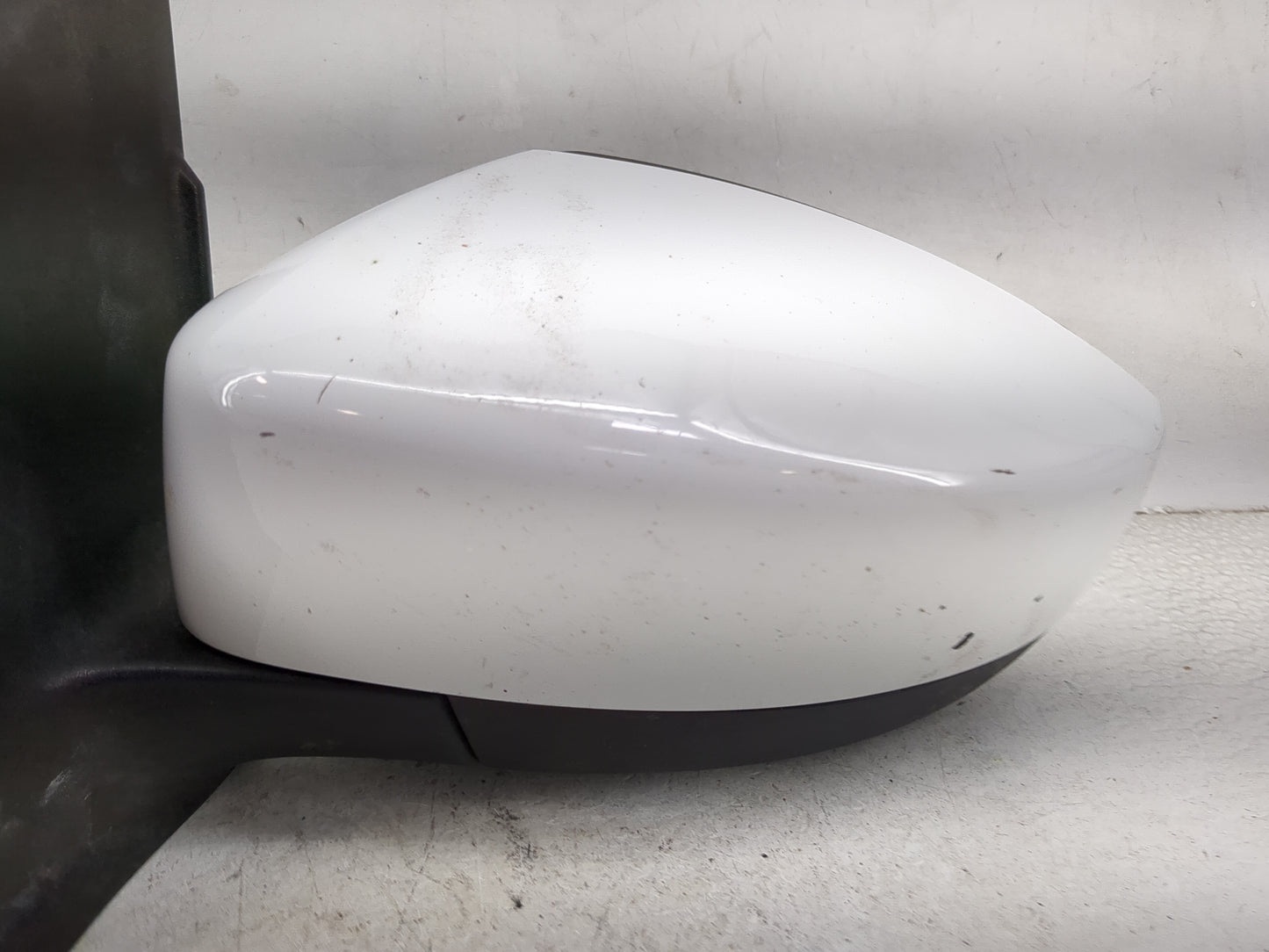 2019 Ford Escape Driver Side View Mirror - Left Door Mirror OEM Used - Oemusedautoparts1.com