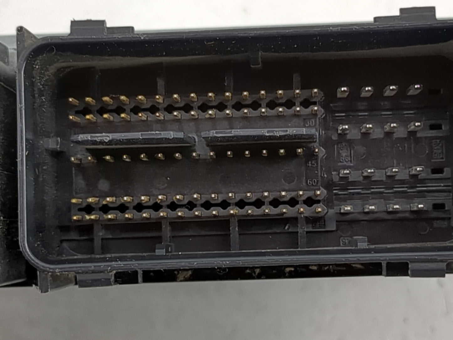 2017-2019 Ford Escape PCM Engine Control Computer ECU ECM PCU OEM P/N:HJ5A-12A650-MA FV6A-12B684-AB Fits Fits 2017 2018 2019