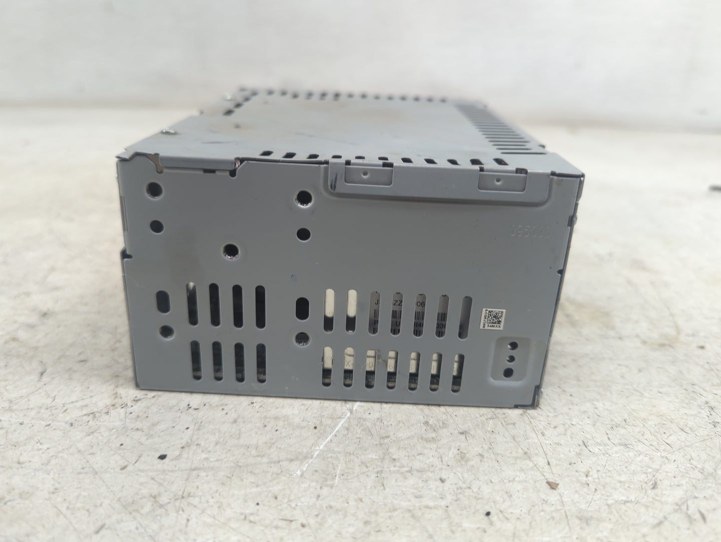 2019 Ford Escape Radio AM FM Cd Player Receiver Replacement P/N:GJ5T-19C107-KA RJ2BN4M Fits OEM Used Auto Parts - Oemusedaut
