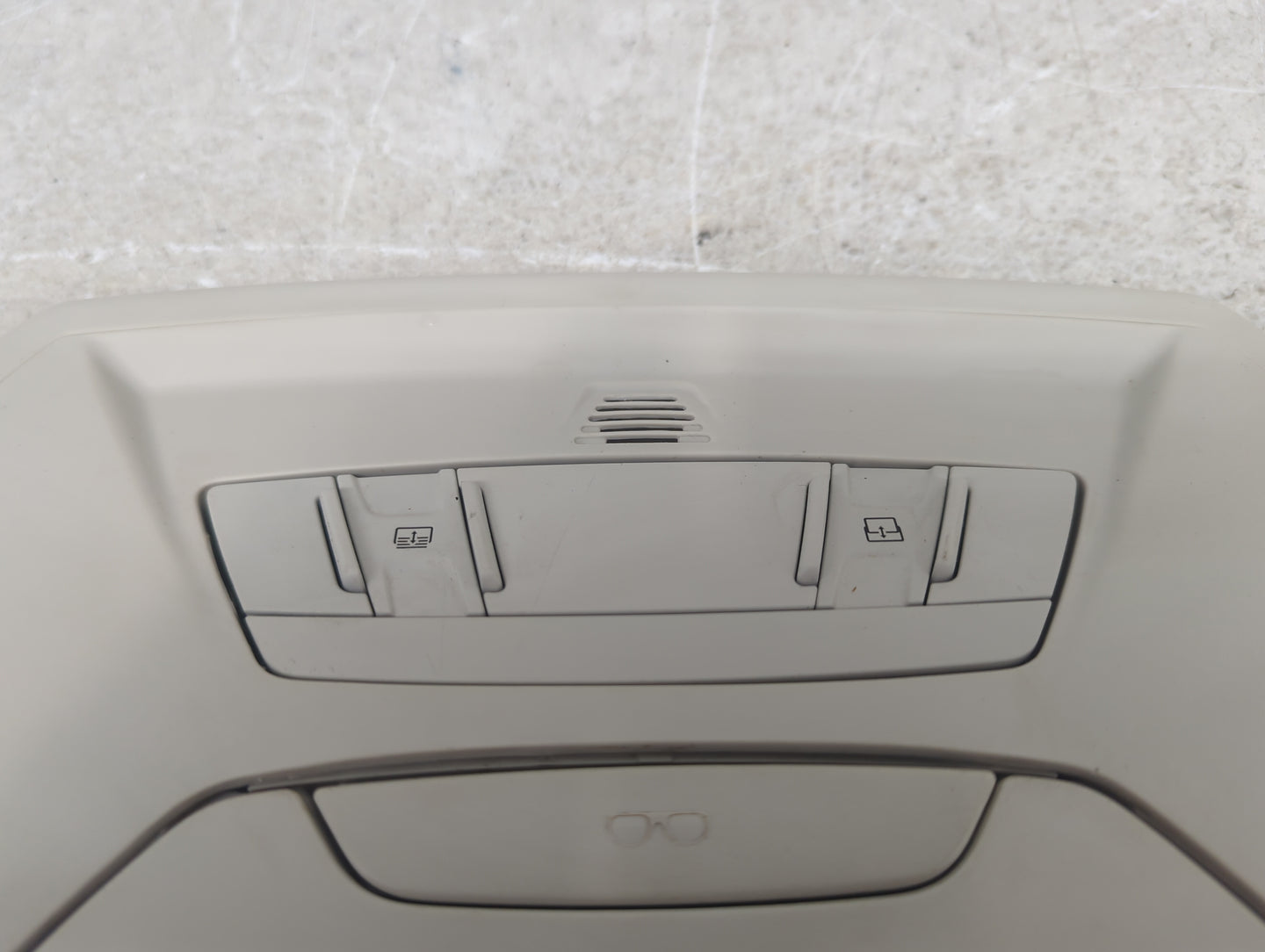 2019 Ford Escape Overhead Roof Console Tan - Oemusedautoparts1.com