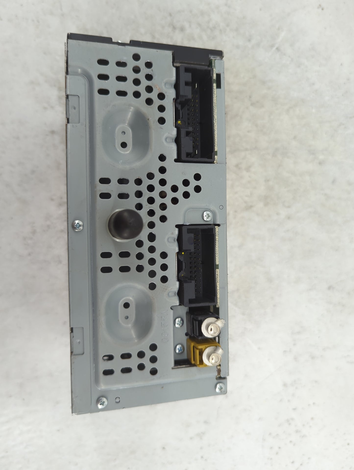 2017-2019 Ford Escape Radio Speaker Amplifier Cq-rj38n54m - Oemusedautoparts1.com