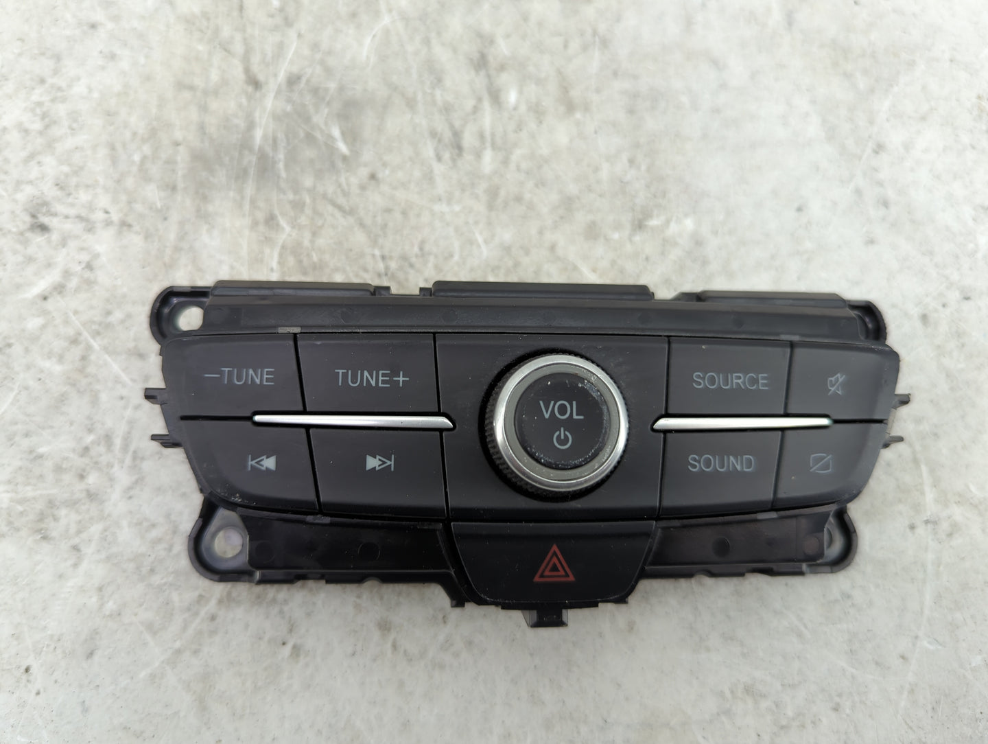 2017-2019 Ford Escape Radio Control Panel 1487241 - Oemusedautoparts1.com