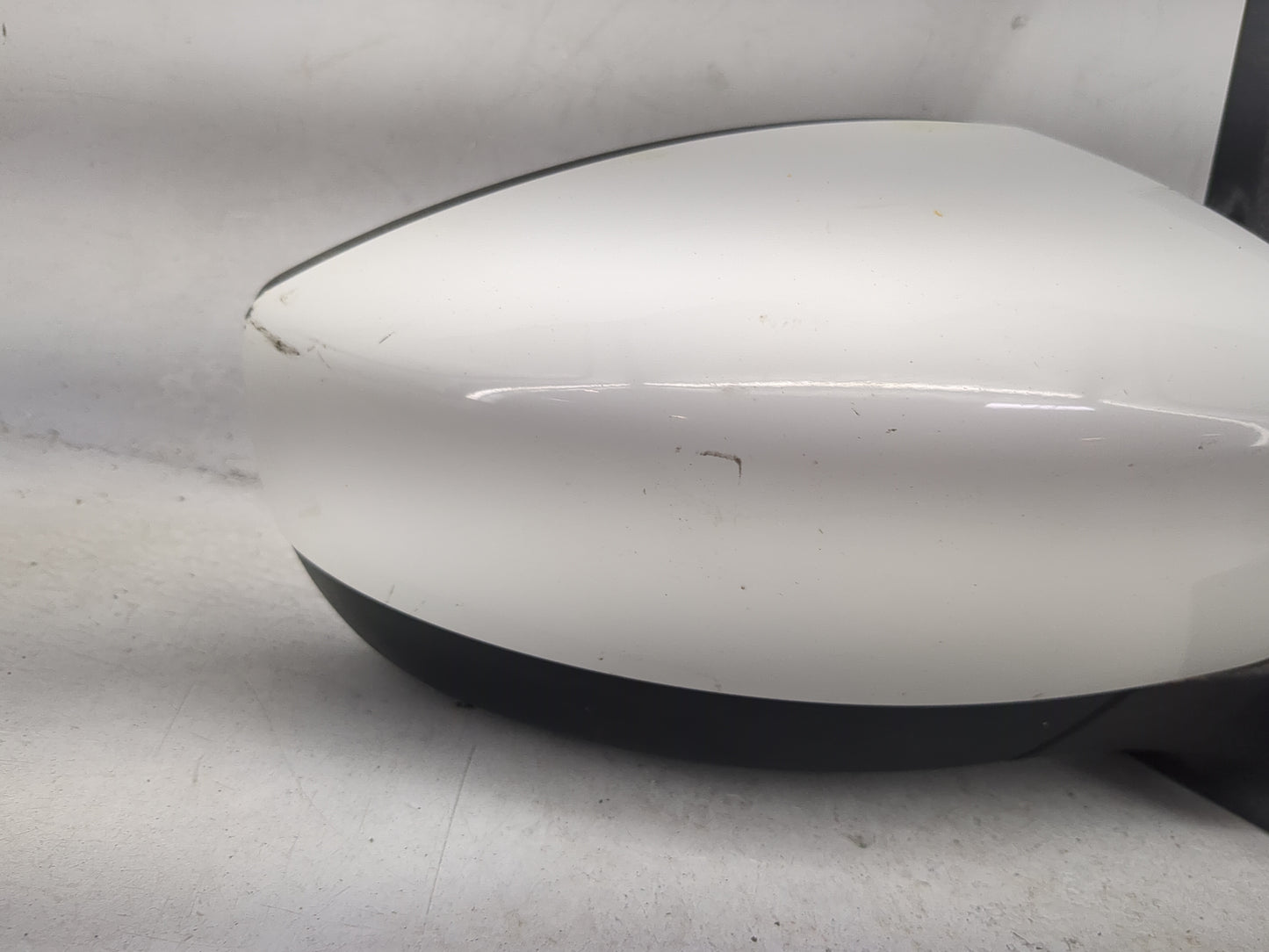 2017-2019 Ford Escape Passenger Side View Mirror - Right Door Mirror OEM Used - Oemusedautoparts1.com
