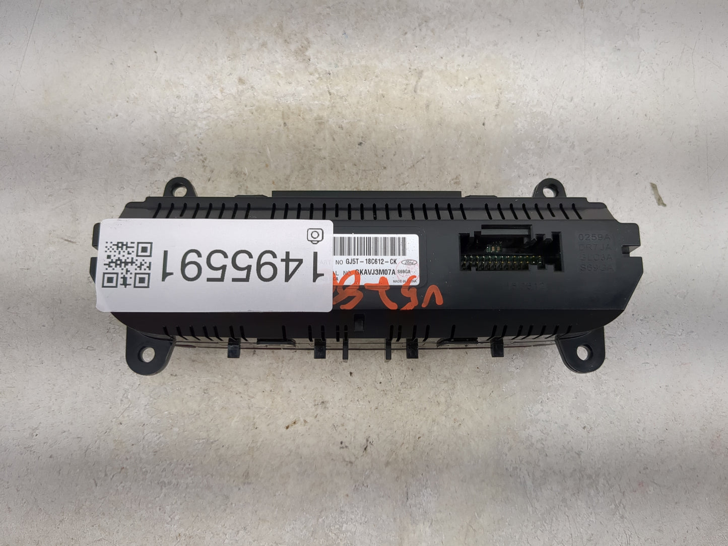 2018-2019 Ford Escape Climate Control Module Temperature AC/Heater Replacement P/N:GJ5T-18C612-CK GKAVJ3M07A Fits Fits 2018 