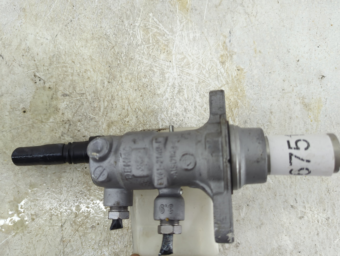 2013-2019 Ford Escape Brake Master Cylinder 1496751 - Oemusedautoparts1.com