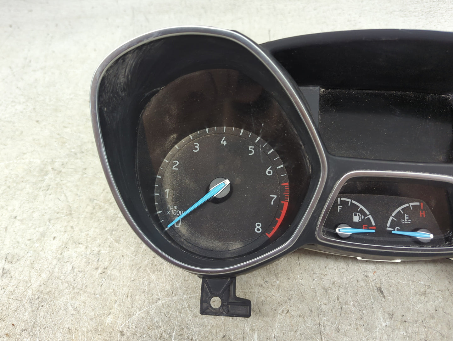 2019 Ford Escape Instrument Cluster Speedometer Gauges Miles: Fits OEM Used Auto Parts - Oemusedautoparts1.com