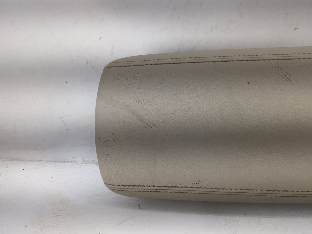 2019 Ford Escape Center Console Armrest Cover Lid P/N:GJ54S045D80 Fits OEM Used Auto Parts - Oemusedautoparts1.com