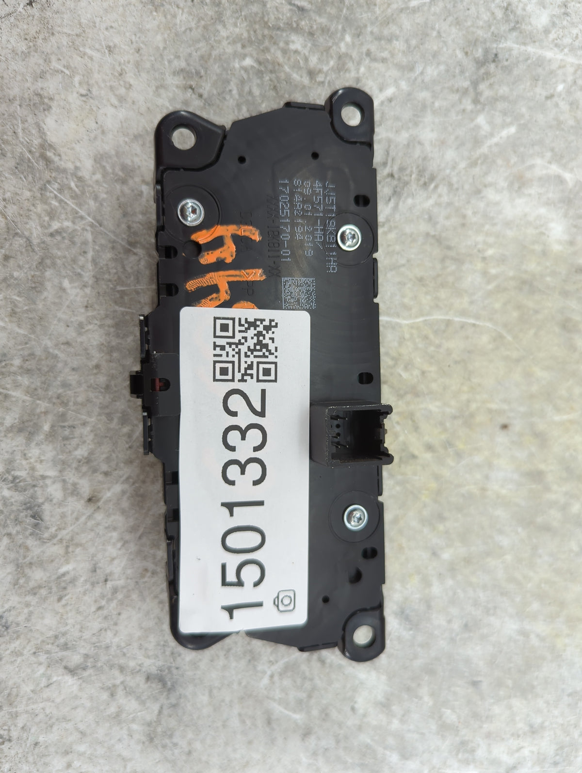 2017-2019 Ford Escape Radio Control Panel 1501332 - Oemusedautoparts1.com
