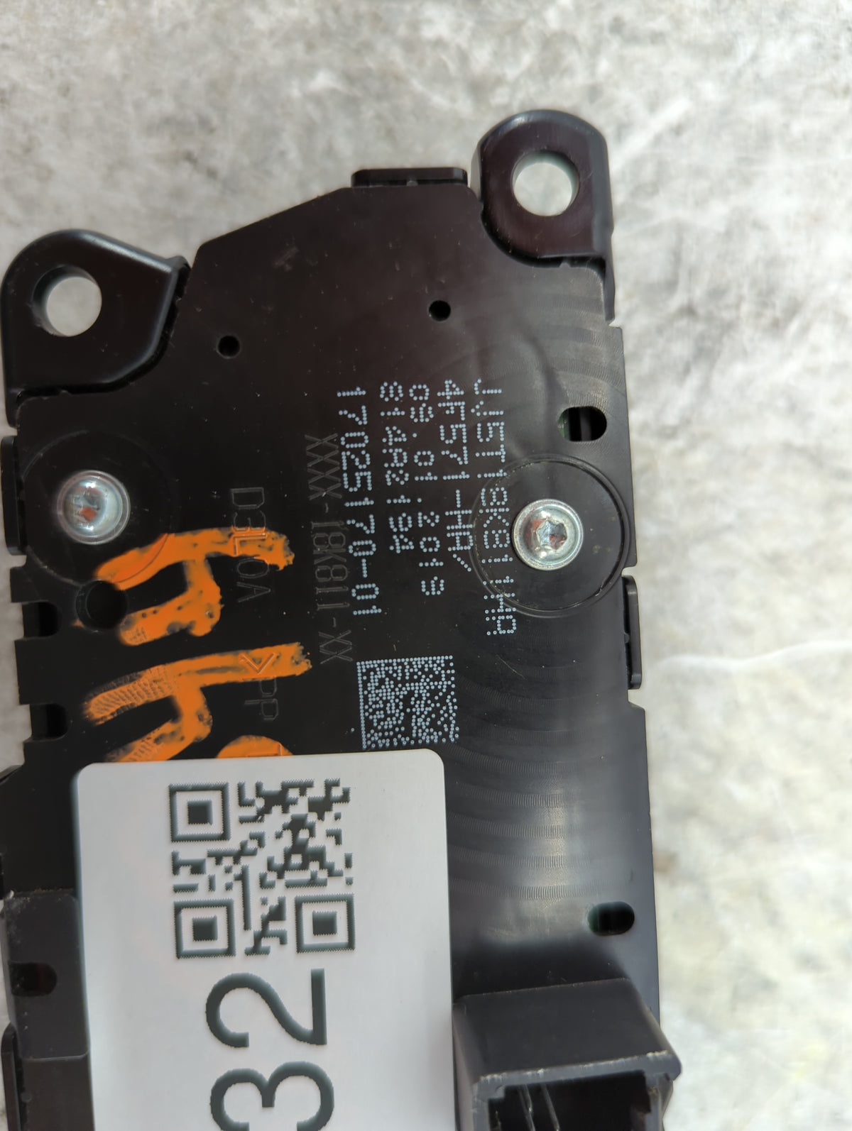 2017-2019 Ford Escape Radio Control Panel 1501332 - Oemusedautoparts1.com