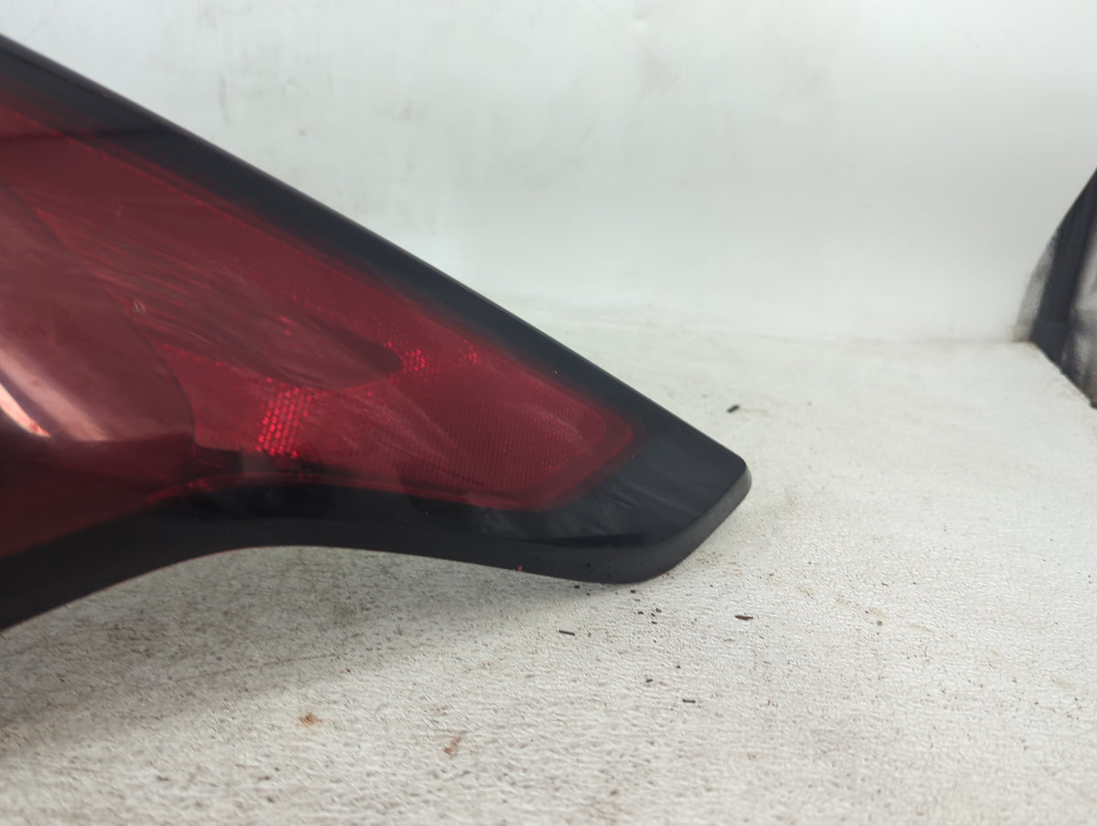 2019 Ford Escape Tail Light Assembly Passenger Right OEM P/N:KJ54-13404-BB Fits OEM Used Auto Parts - Oemusedautoparts1.com
