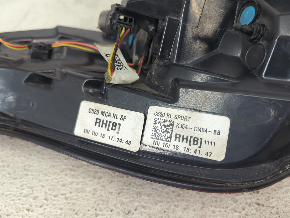 2019 Ford Escape Tail Light Assembly Passenger Right OEM P/N:KJ54-13404-BB Fits OEM Used Auto Parts - Oemusedautoparts1.com
